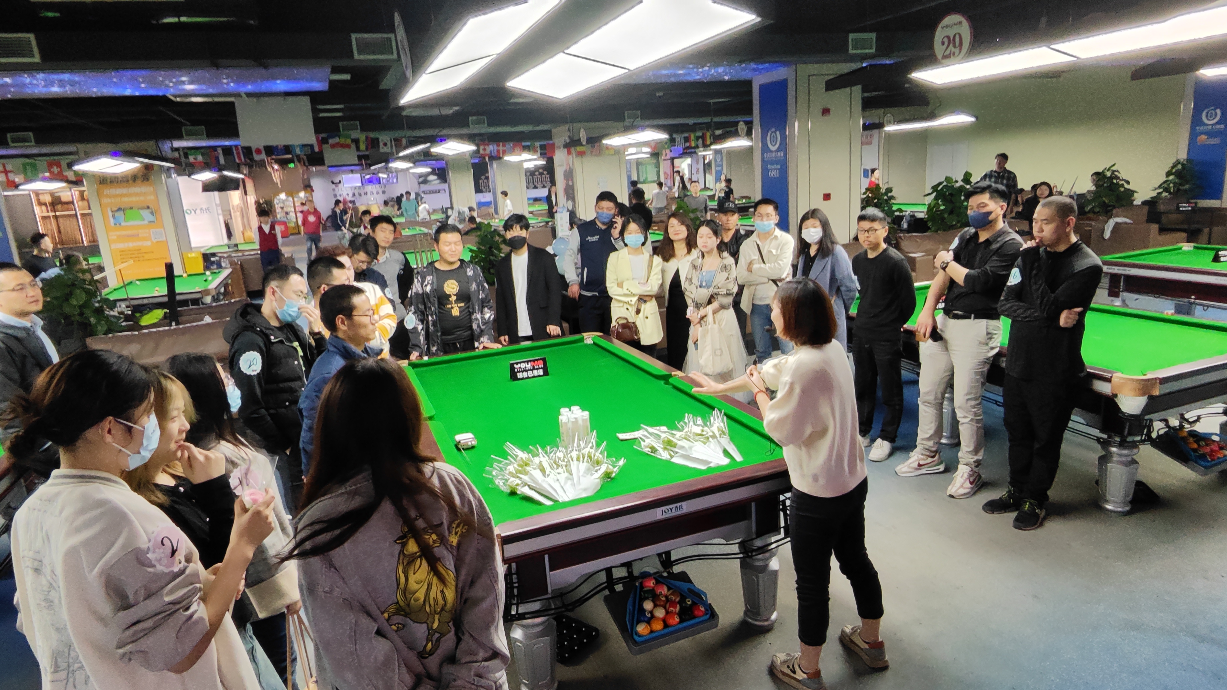 水晶城“碰出火花，撞進(jìn)心扉”交友派對(duì)活動(dòng)圓滿舉行