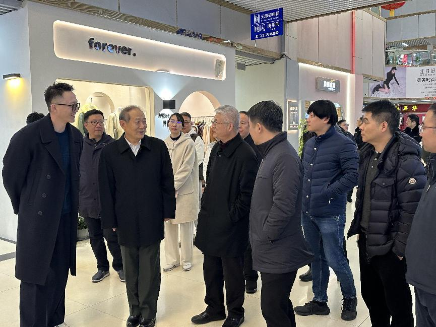 浙江省咨詢(xún)委調(diào)研組蒞臨錢(qián)江商城開(kāi)展基層平安建設(shè)調(diào)研