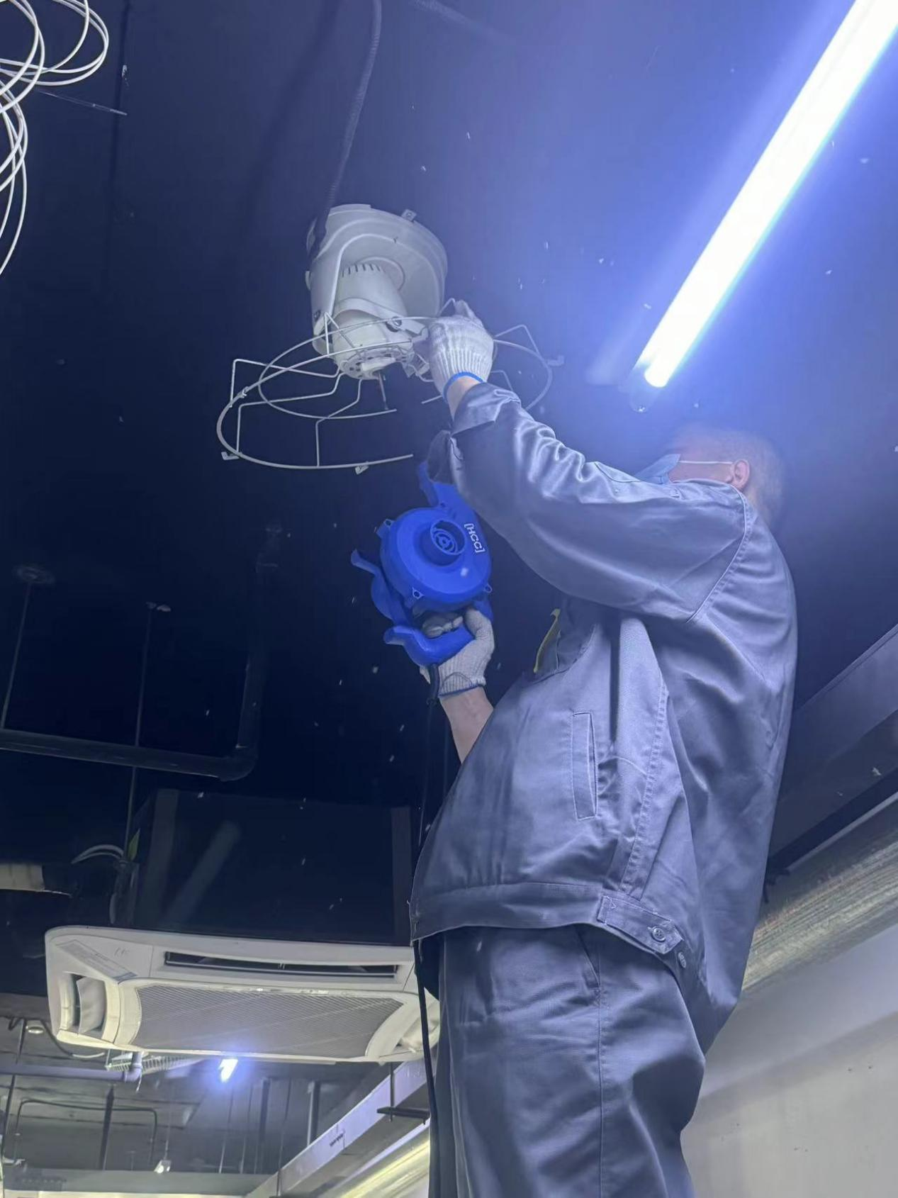 錢江商城暖心舉動(dòng)，開啟清涼一“夏”