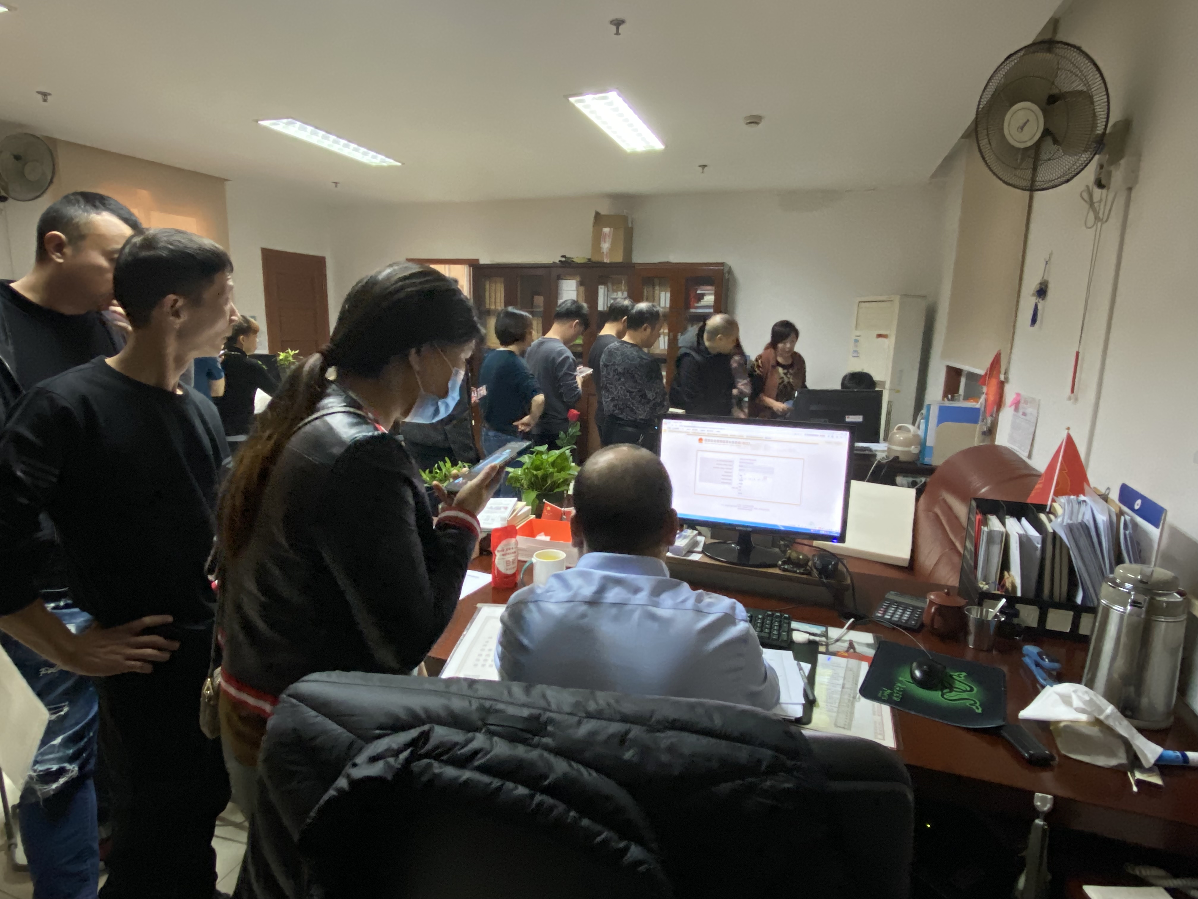 企業(yè)辦事零跑腿！快來綁定“浙江企業(yè)在線”