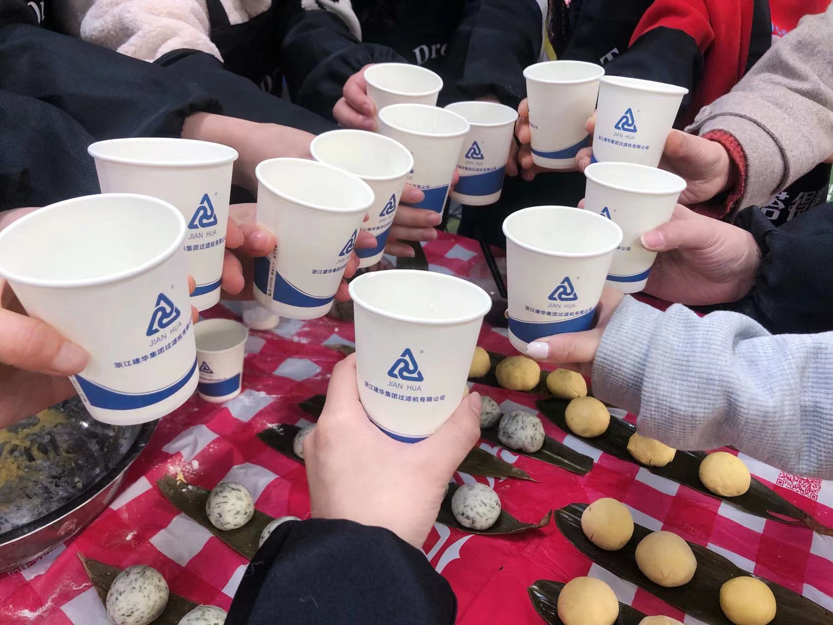 青團(tuán)飄香，溫暖清明