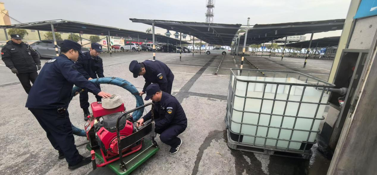 錢江商城開展消防應(yīng)急汽油泵維護