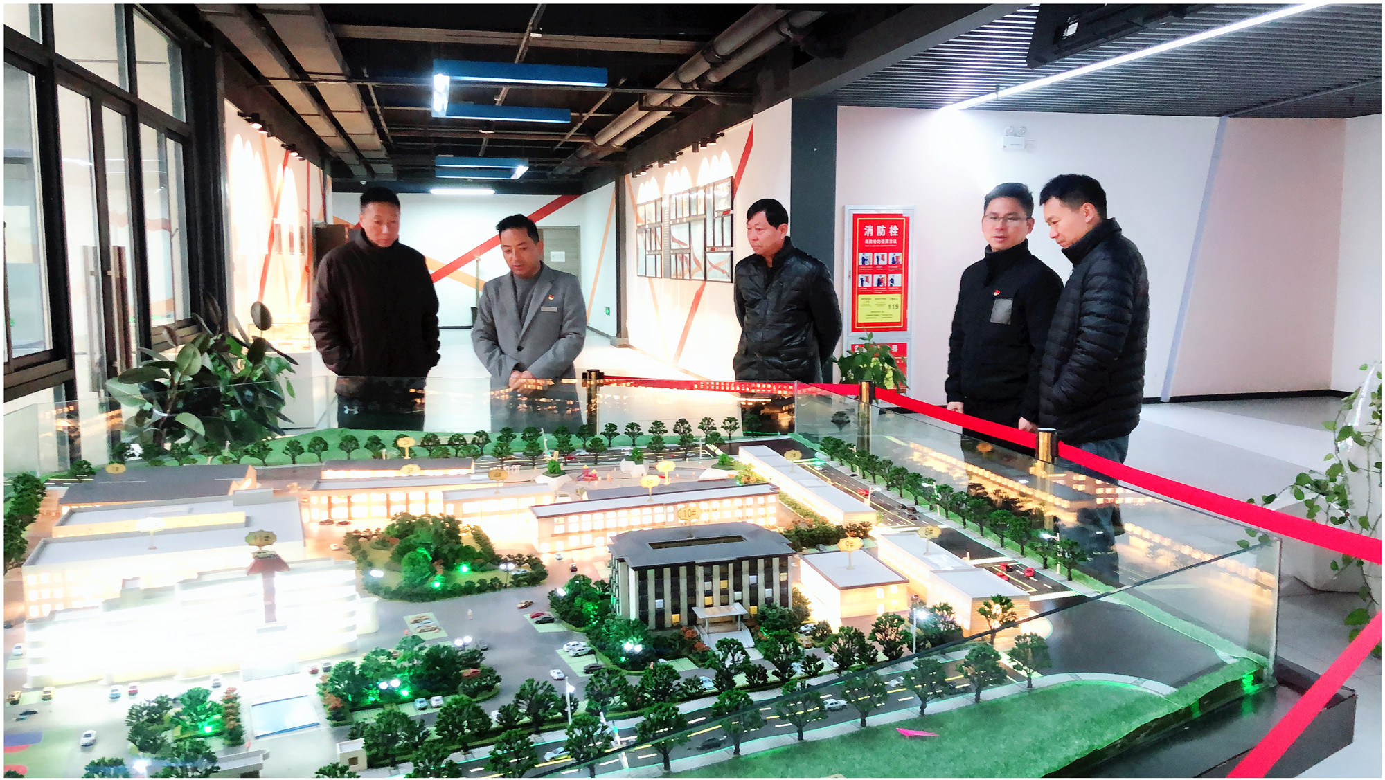 廬陽區(qū)政協(xié)黨組成員、秘書長尹楊 蒞臨廬陽建華文創(chuàng)園調(diào)研指導(dǎo)