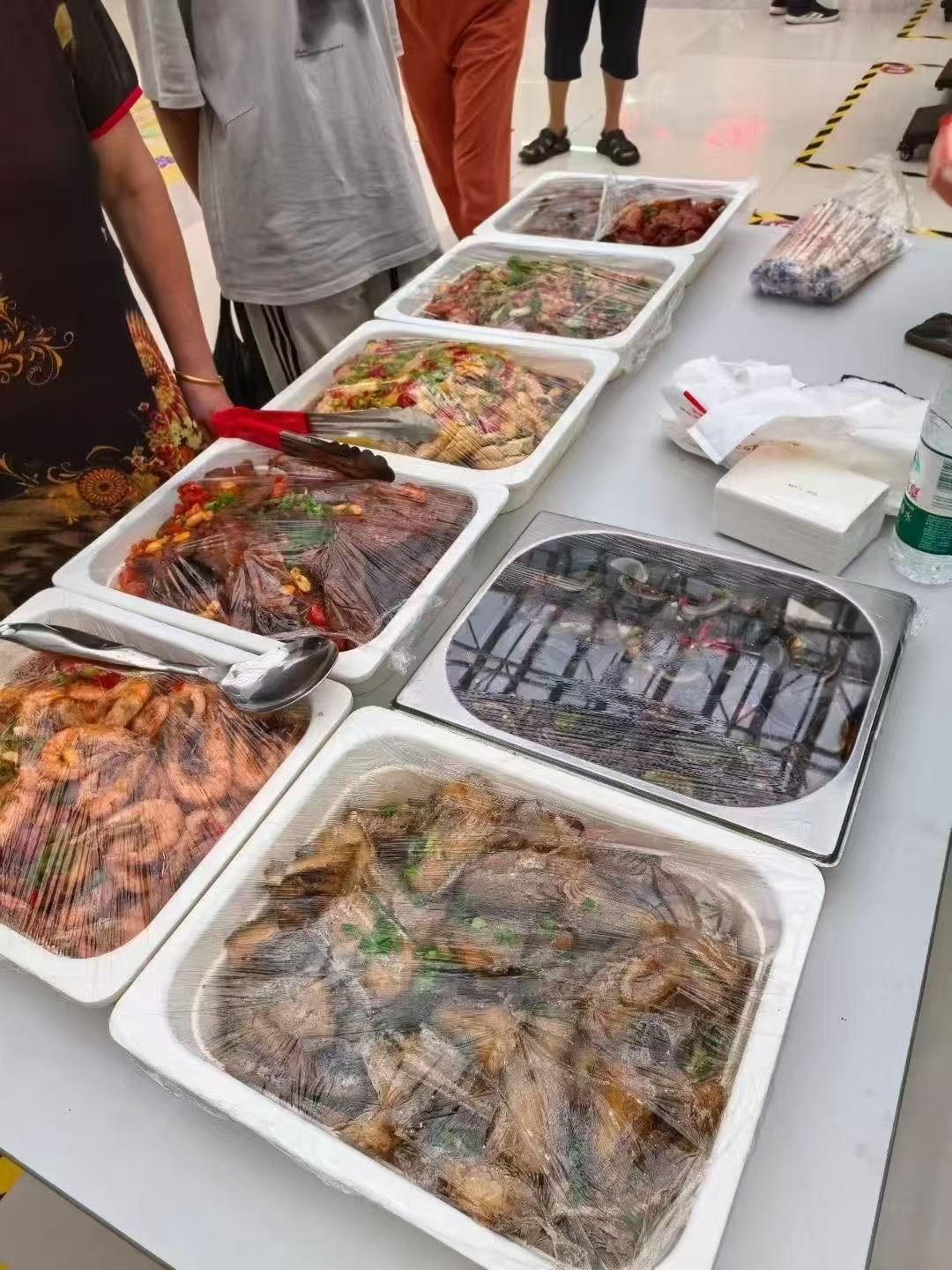 錢江商城便民外擺火熱開(kāi)啟點(diǎn)亮夏日“好食光”