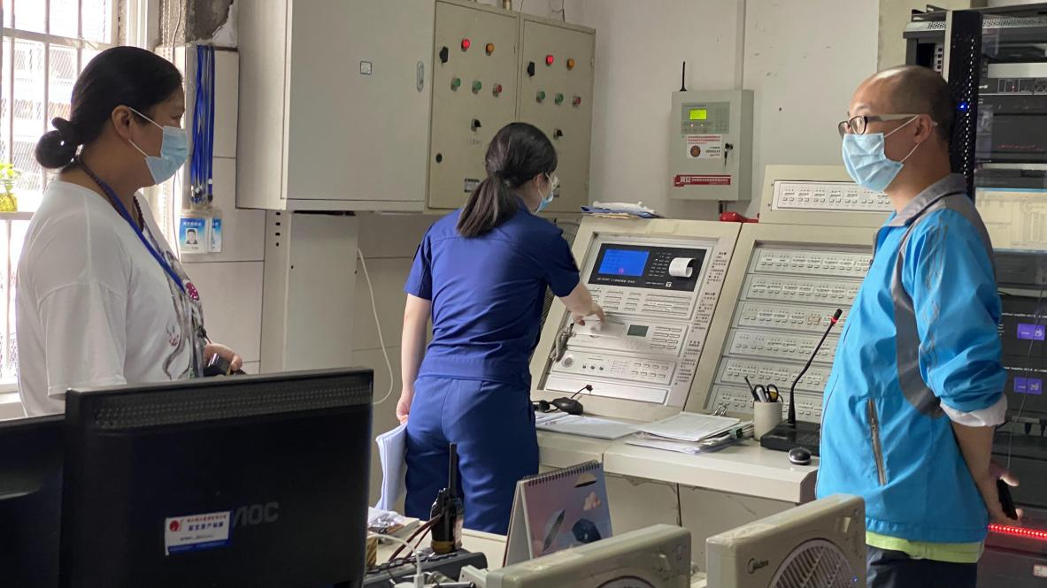 杭州市消防支隊、拱墅區(qū)應(yīng)急管理局聯(lián)合走訪錢江商城開展安全生產(chǎn)專項檢查