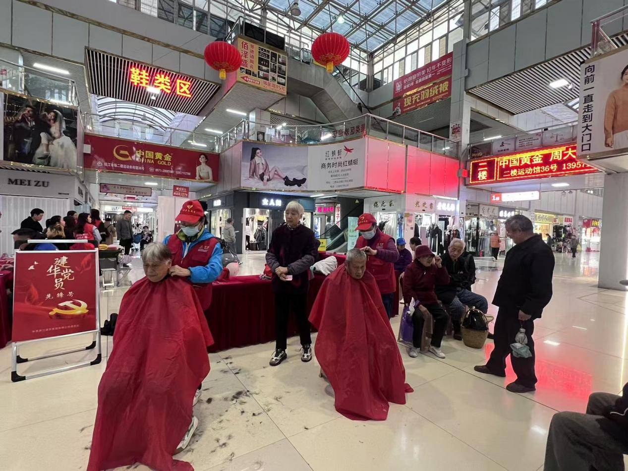 公益不打烊，情暖每月時光