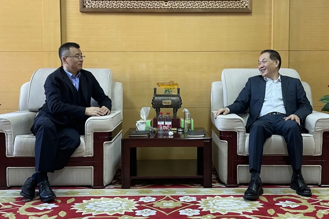 拱墅區(qū)副區(qū)長，公安分局黨委書記、局長徐曉東一行蒞臨集團(tuán)指導(dǎo)