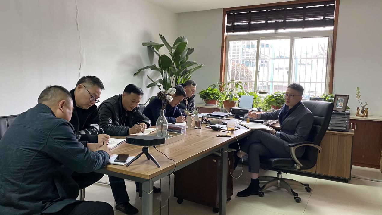 錢江商城開展環(huán)境衛(wèi)生專項(xiàng)整治布置會議