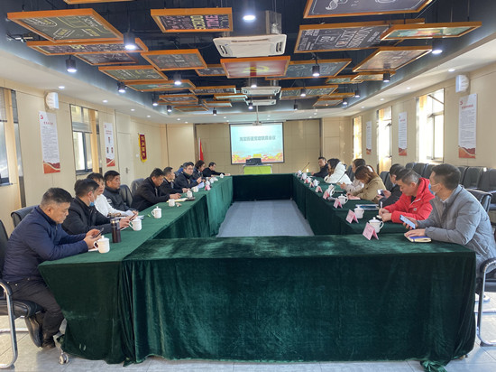 廬陽區(qū)海棠街道黨建聯(lián)席會議在廬陽建華文創(chuàng)園順利召開