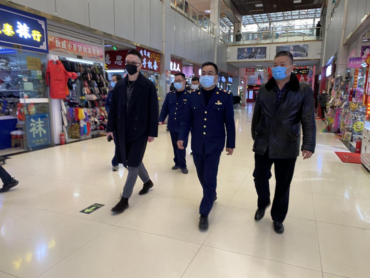 拱墅區(qū)市場監(jiān)管局黨委書記、局長趙斌蒞臨錢江商城 檢查疫情防控工作