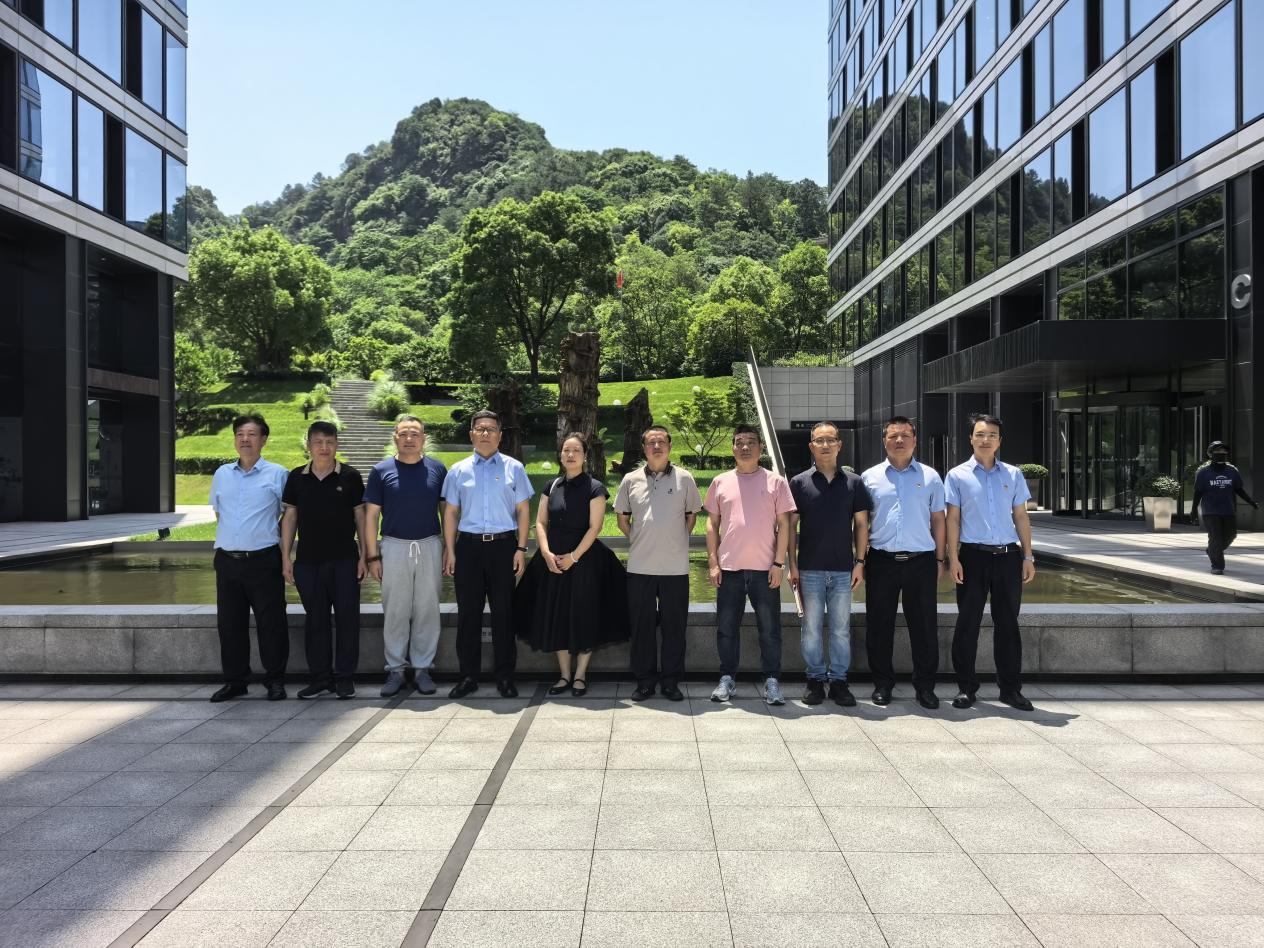 交流互鑒促提升 錢江商城參觀錢江浙商創(chuàng)投中心物業(yè)管理